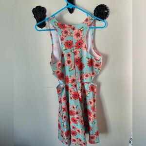 Cutout summer/spring dress